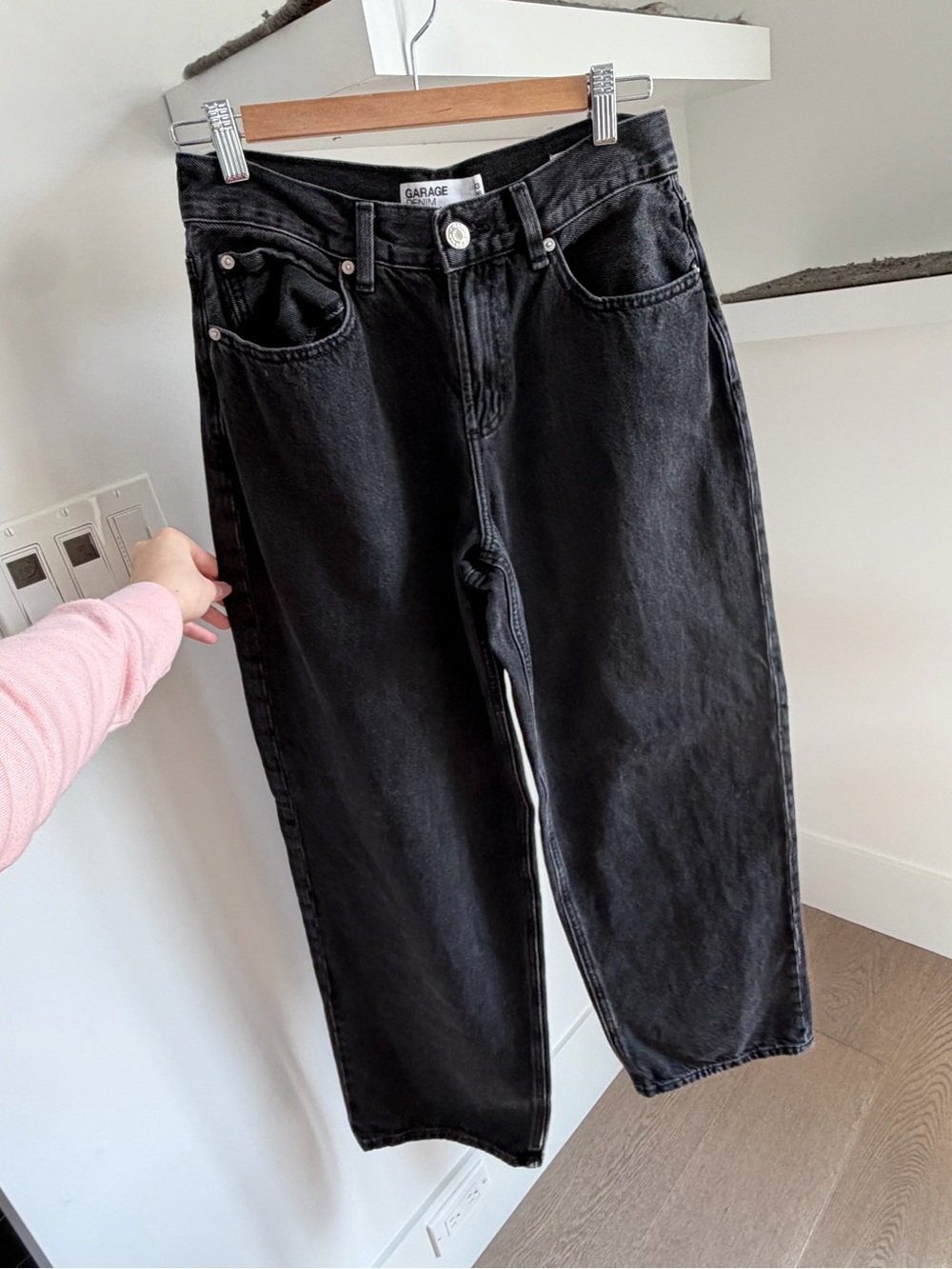 Garage Black Boyfriend Jeans - Straight Fit